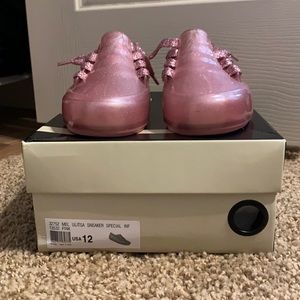 Mel by Mellisa Ultisa Special slip on sneaker